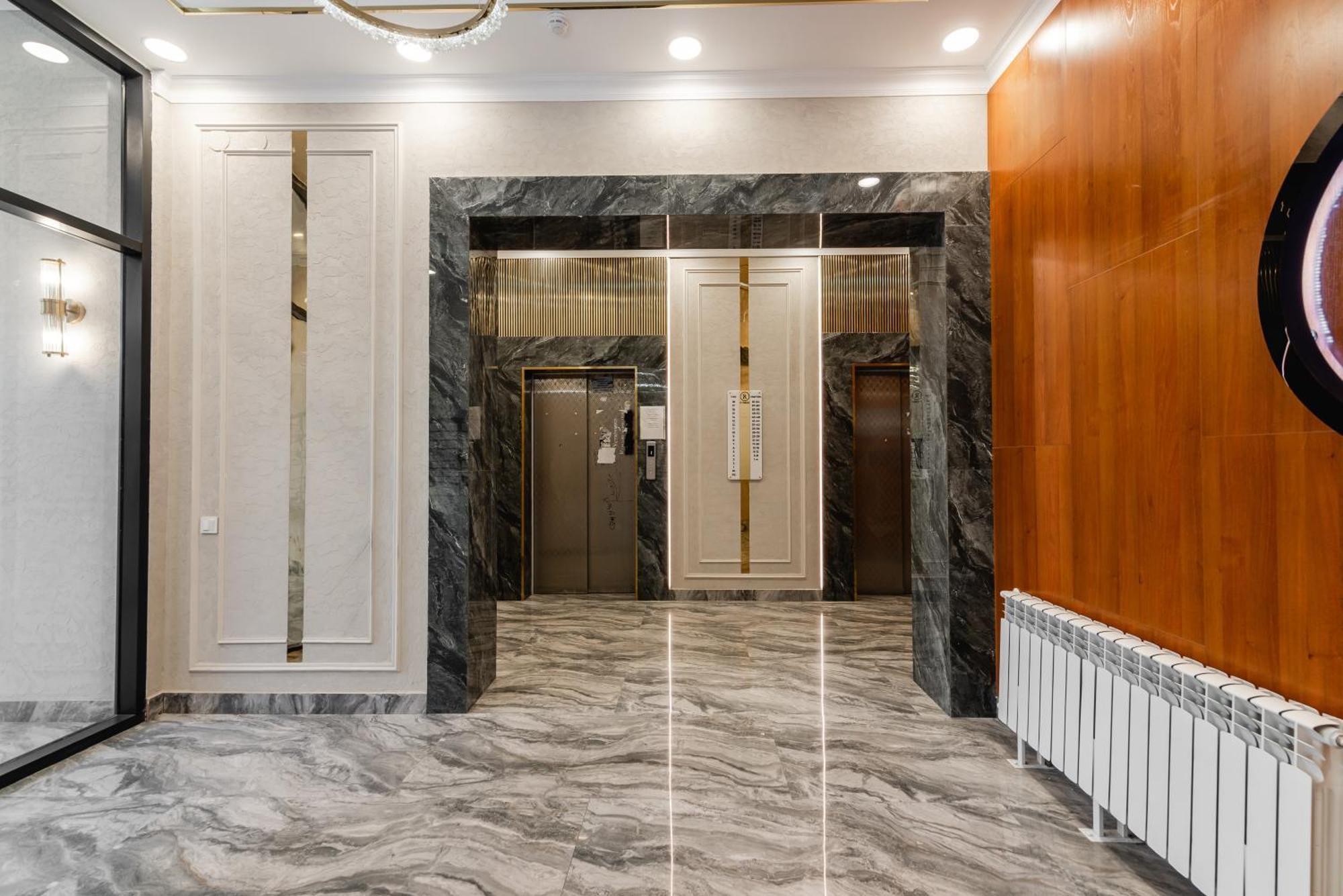 Five Business-Class Rooms In R-House Near Mega Center Almaty Eksteriør bilde