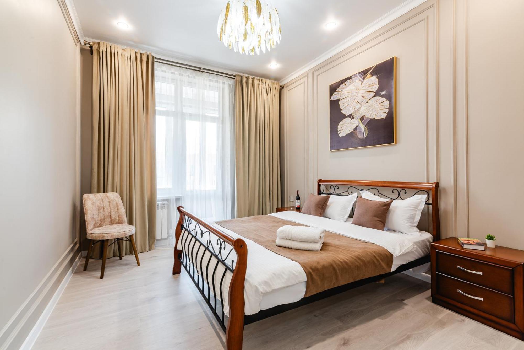 Five Business-Class Rooms In R-House Near Mega Center Almaty Eksteriør bilde