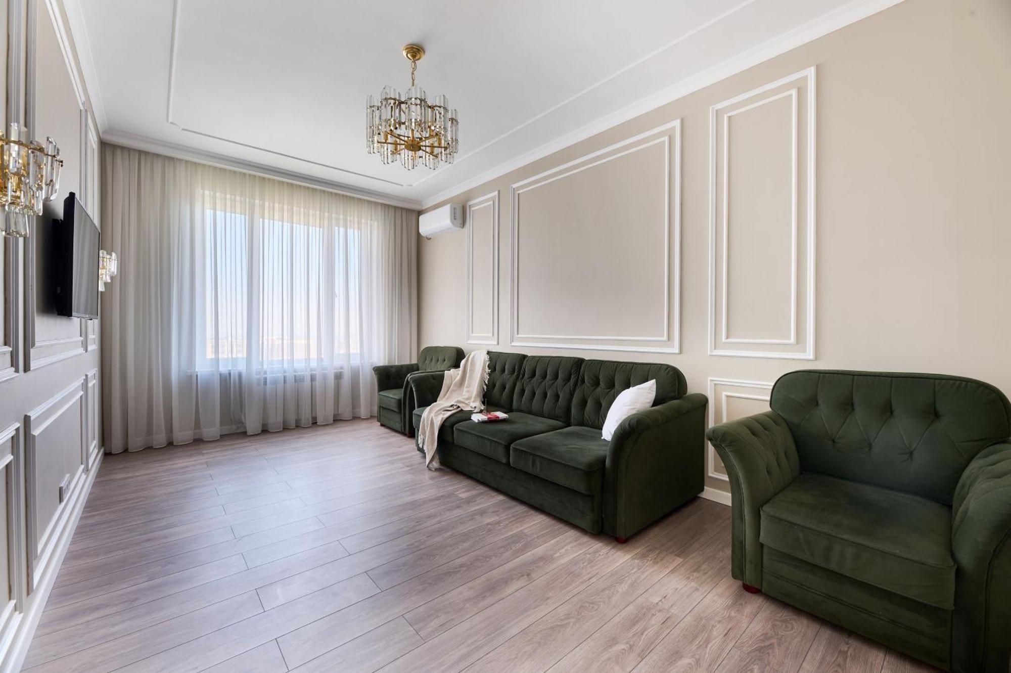 Five Business-Class Rooms In R-House Near Mega Center Almaty Eksteriør bilde