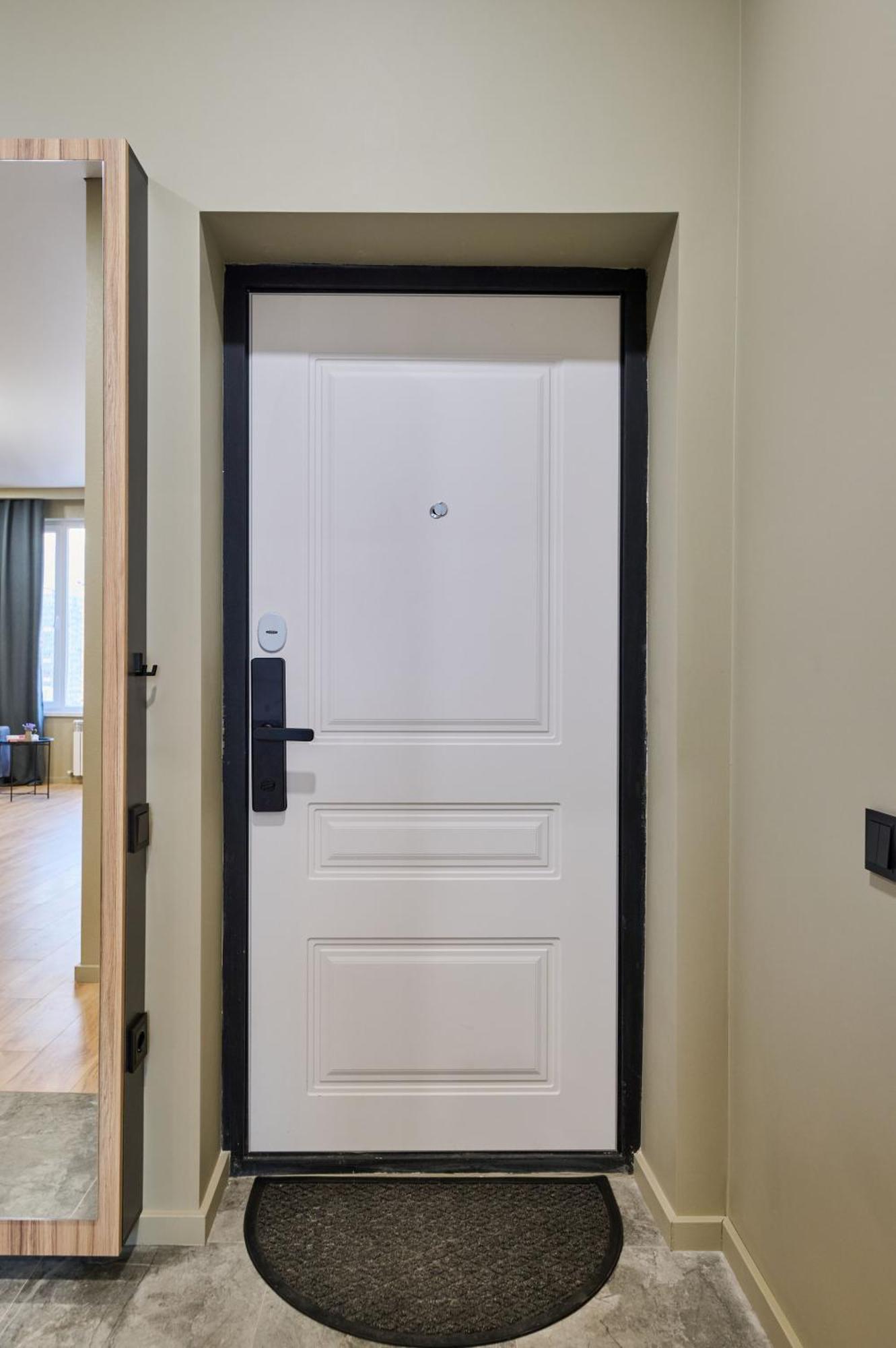 Five Business-Class Rooms In R-House Near Mega Center Almaty Eksteriør bilde